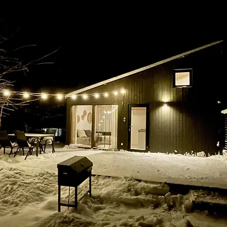 Palukuela Saunad Tiny House Kuuse - Sauna, Hot Tub شاليه *