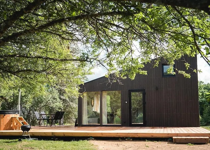 Palukuela Tiny House Kuuse Chalé *